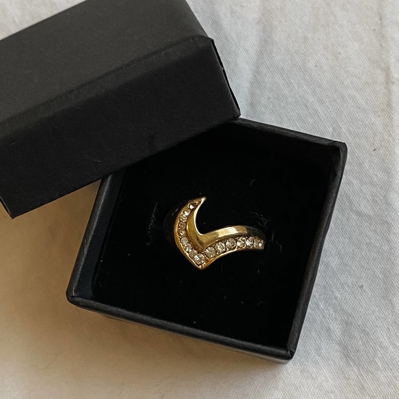 VTG Gold Wave CZ Diamond Stacker Ring - Picture 2 of 5